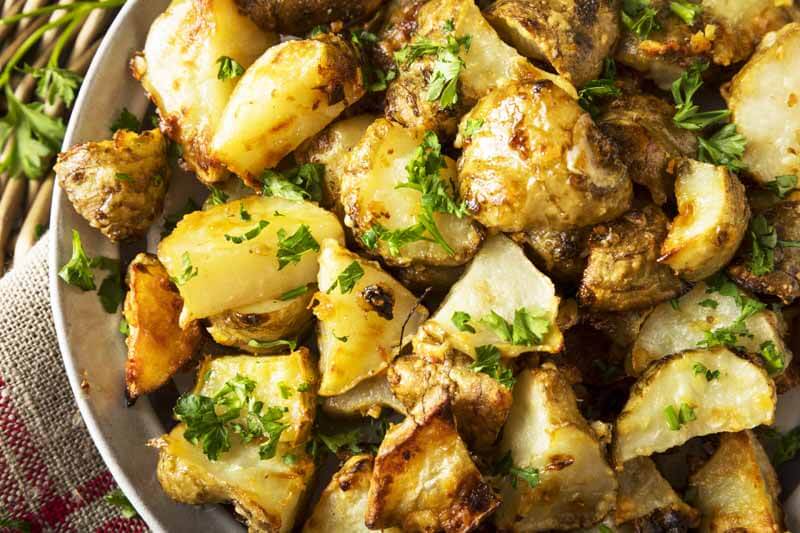 Cooked Jerusalem artichokes with potatoes